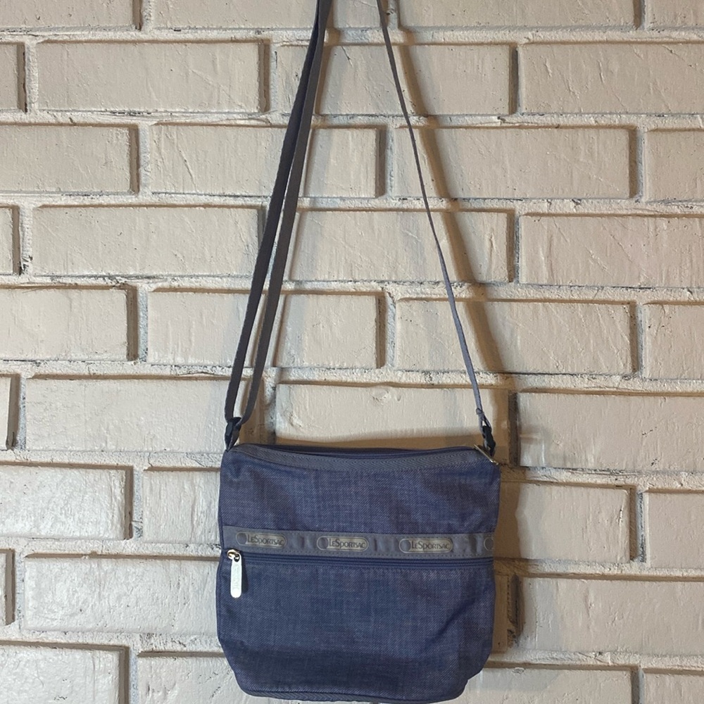 LeSportsac blue crossbody bagâ